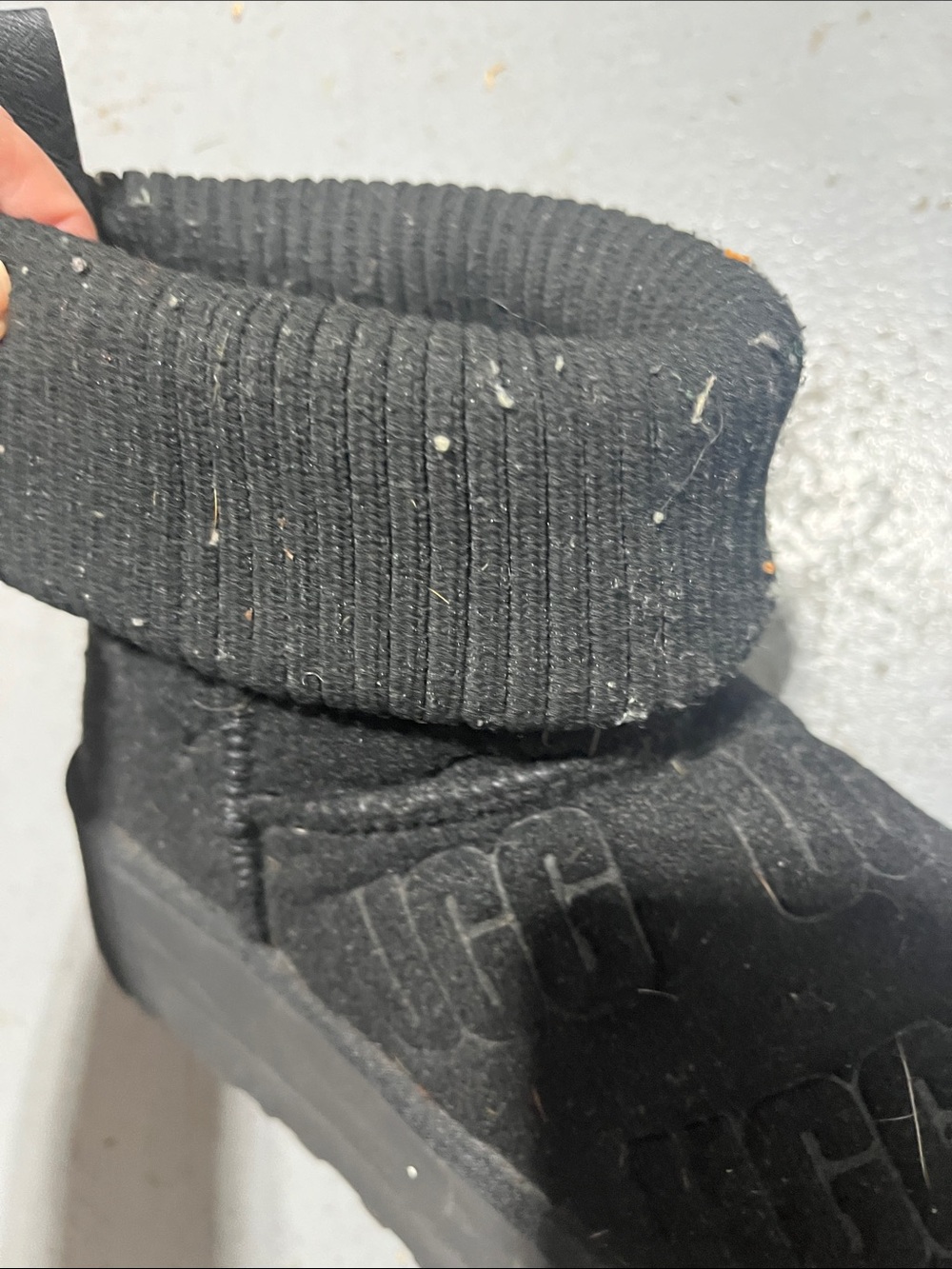 UGG 8 Black Logo Platform Cuff Boot - Picture 4 of 4